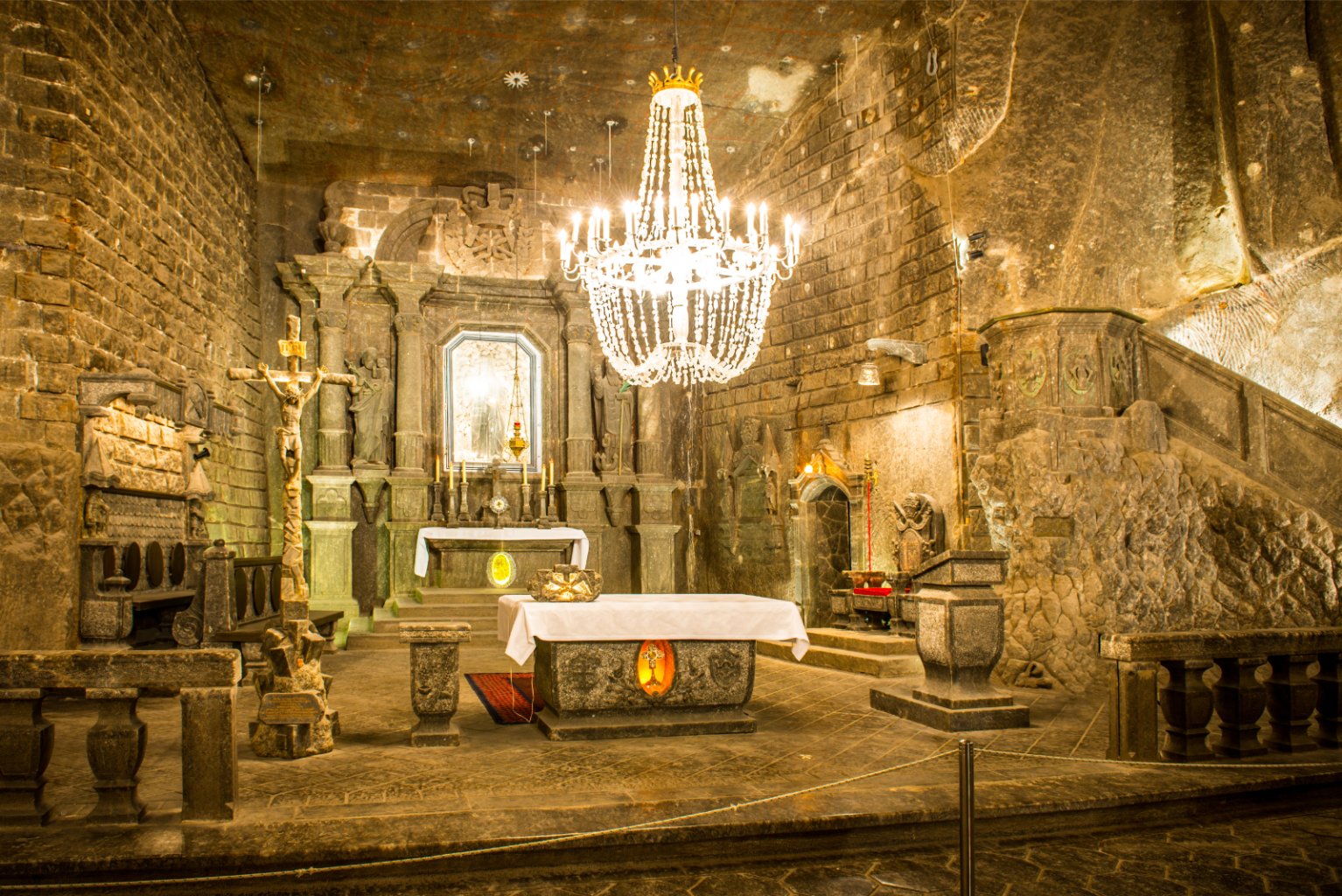 Kappeli Wieliczkan suolakaivoksessa